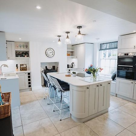 Stunning 5 Bedroom Period Property By The Sea Herne Bay Exterior foto